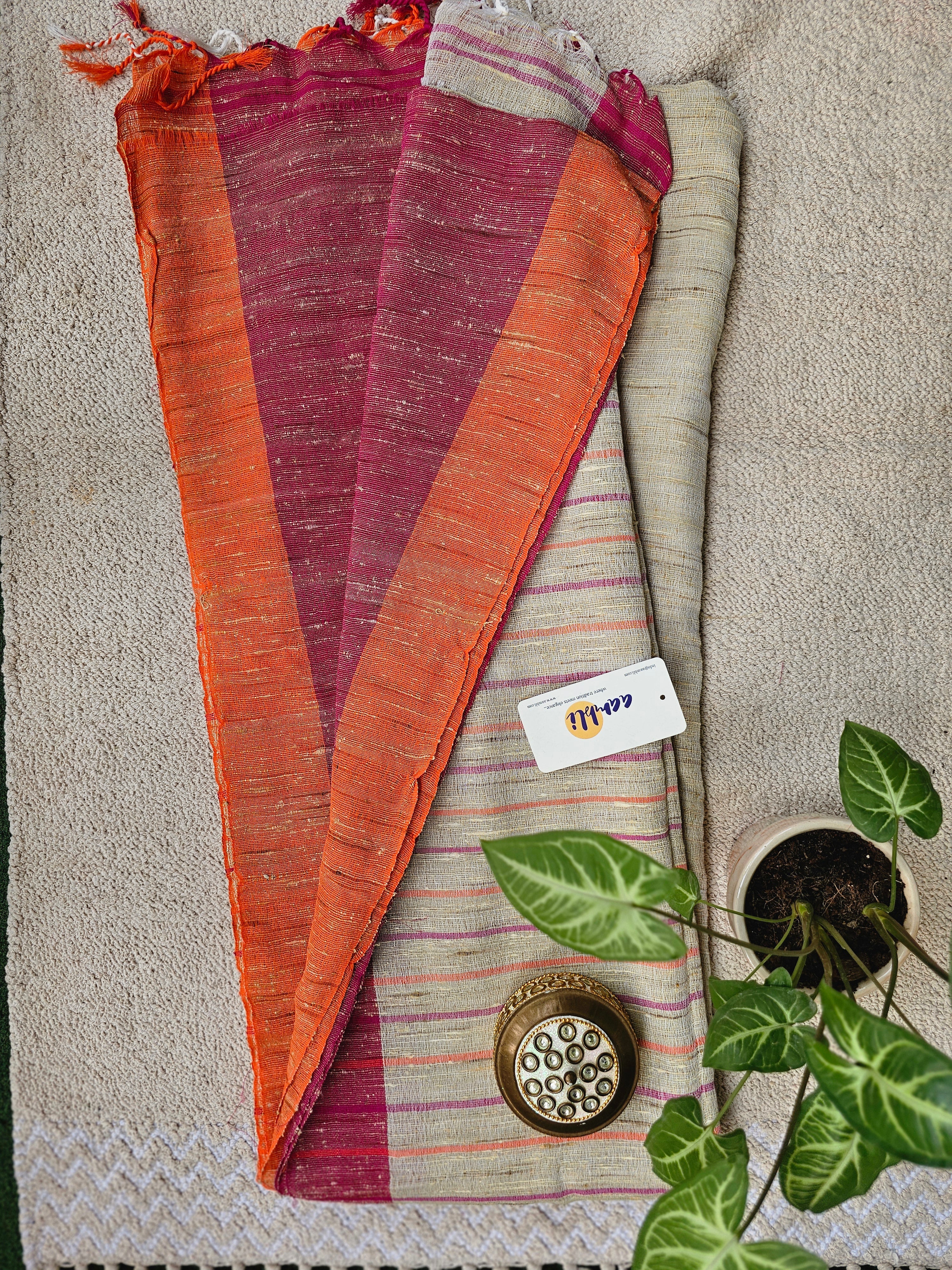 Cream and Magenta Handloom Ghicha Saree