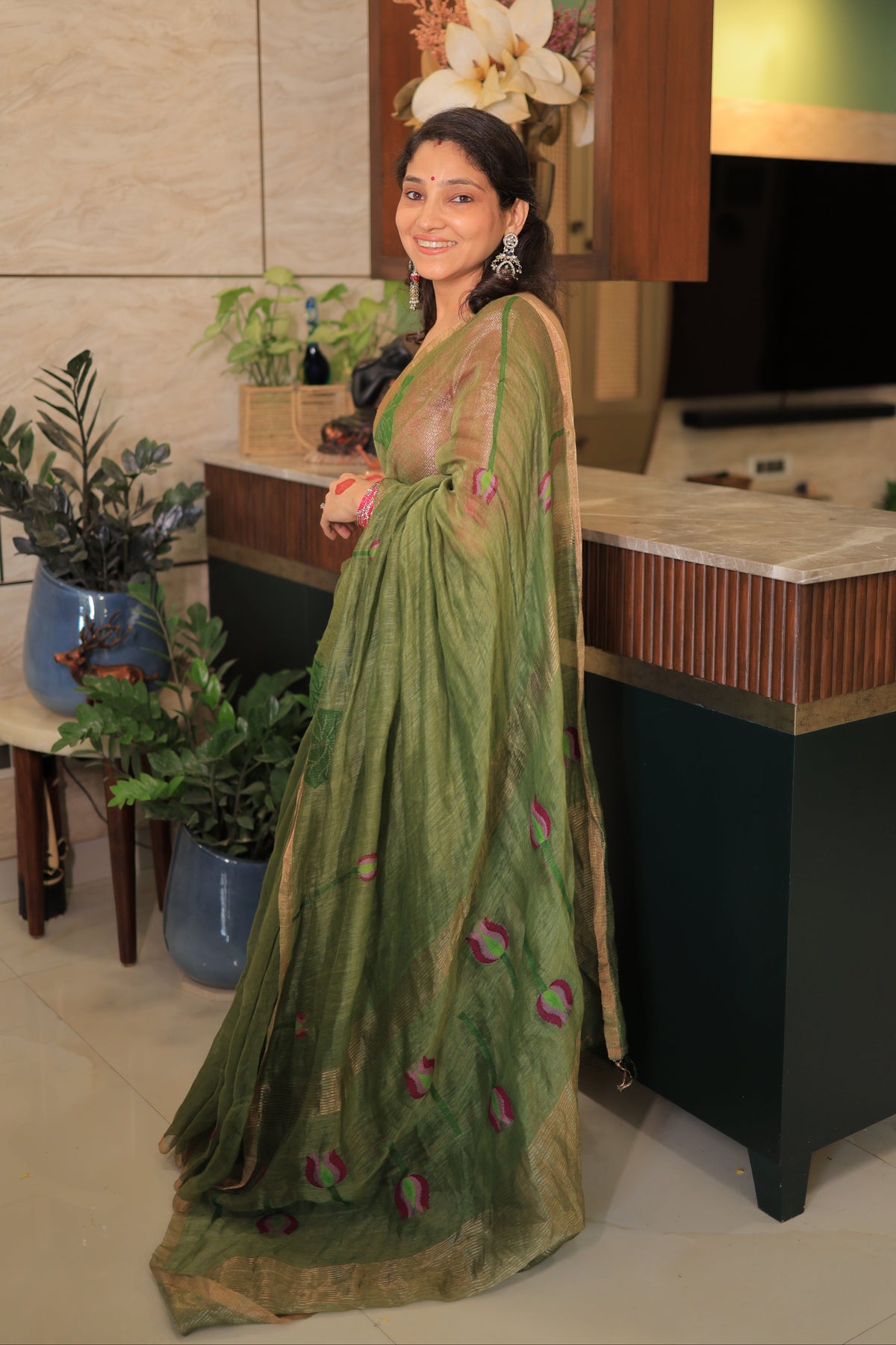 Green Lotus Motif Silk Linen Saree