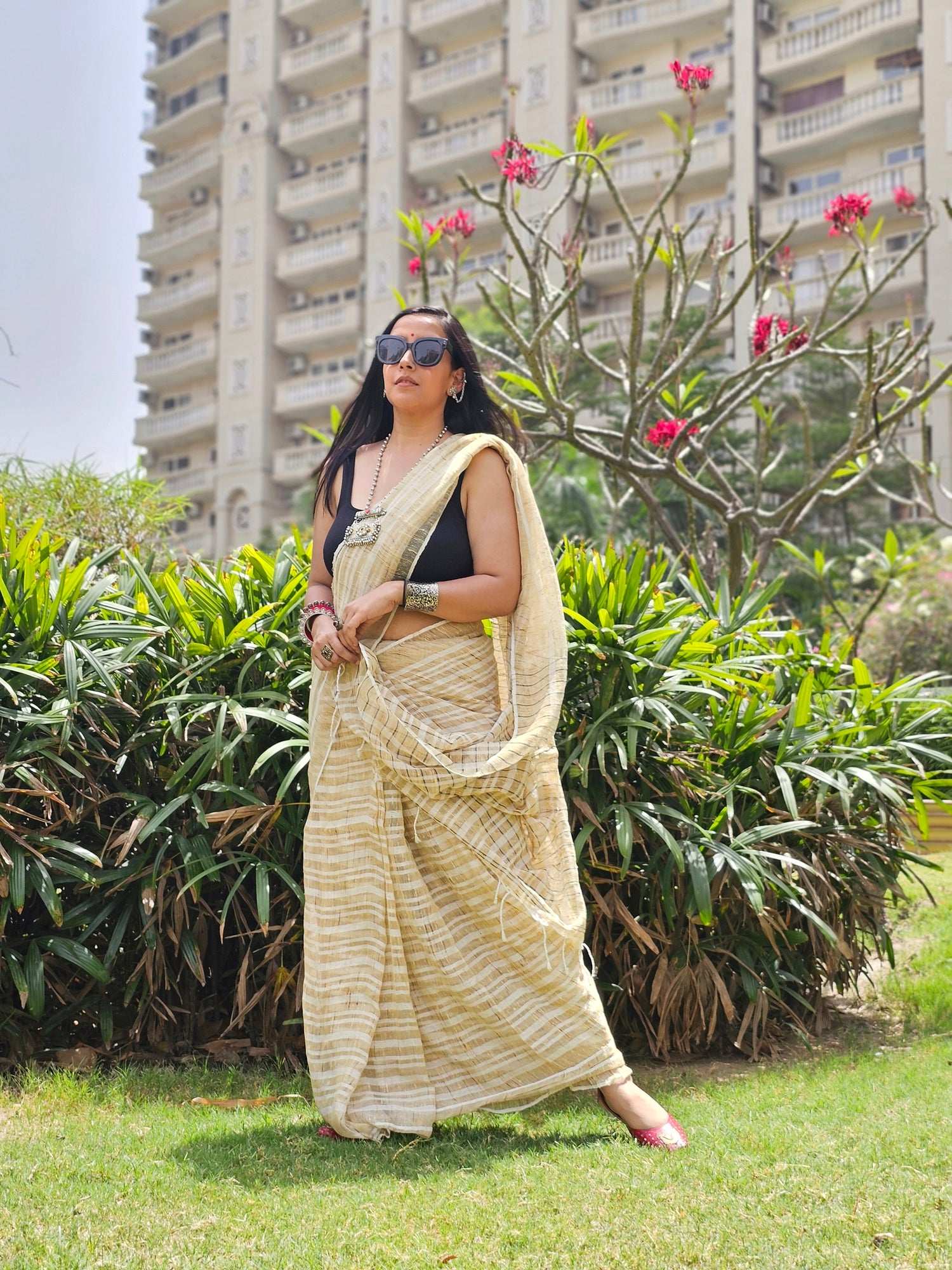 Beige stripes Handloom Ghicha saree