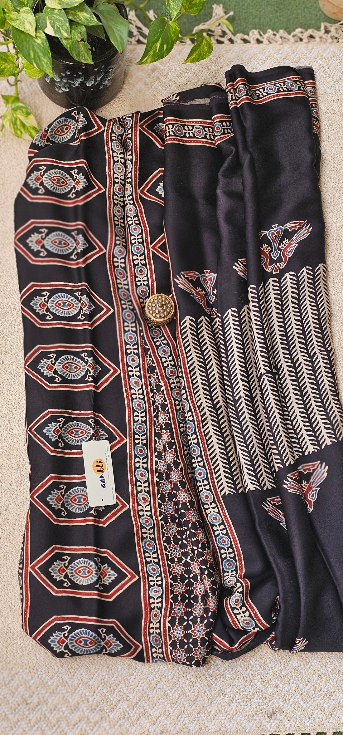 Black bird Modal Silk Saree