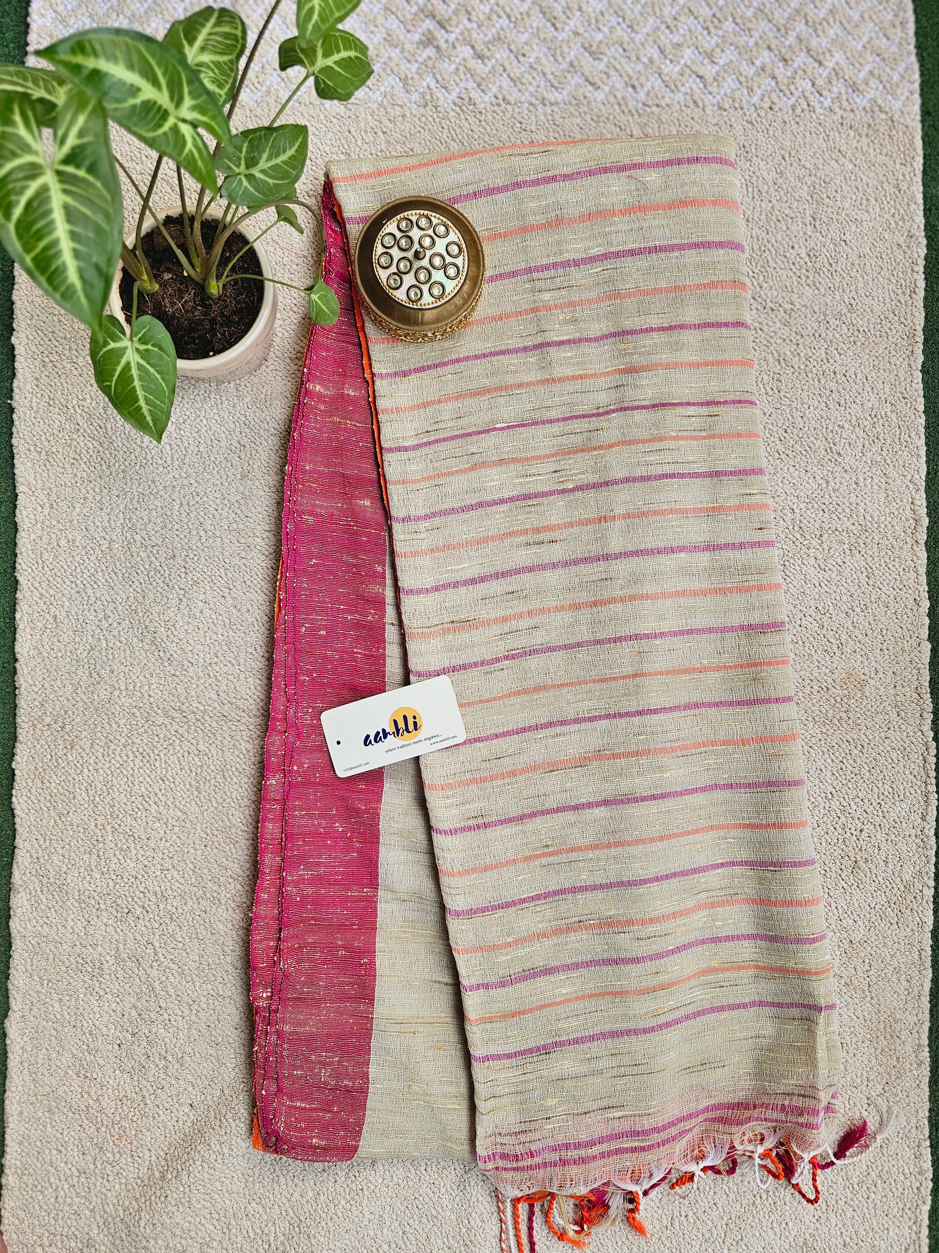 Cream and Magenta Handloom Ghicha Saree