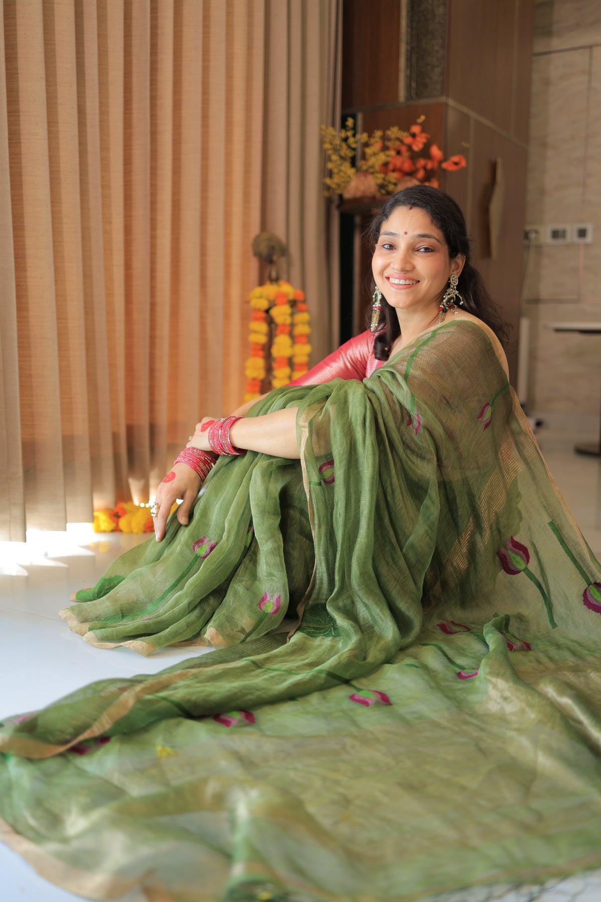 Green Lotus Motif Silk Linen Saree
