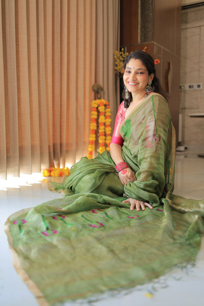 Green Lotus Motif Silk Linen Saree