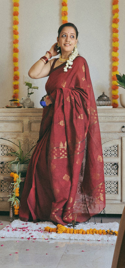 Maroon pure handwoven linen saree with zari booti design