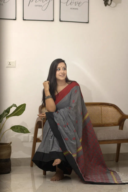 Grey Pure Handwoven Cotton Saree